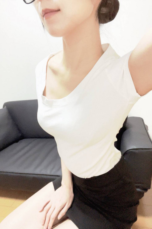 フジモト　マキマ