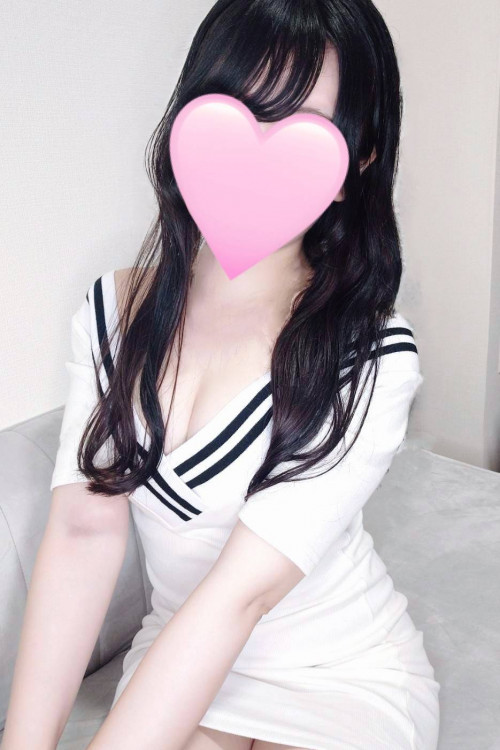 ヨシザワ　サラ